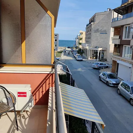 Rossa Konukevi 3*